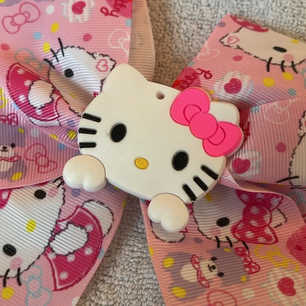 Hello Kitty Pink Hair Bow new